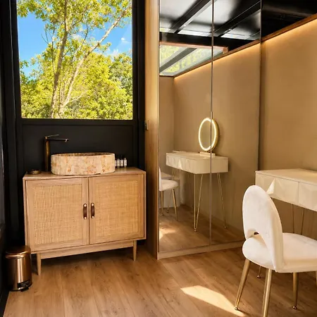 De Verre Insolite Dans Les Etoiles Glamping Sari-Solenzara